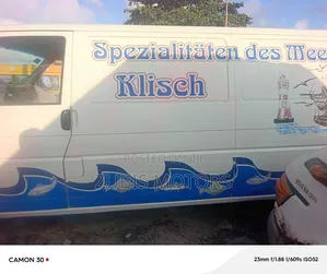 Volkswagen Transporter 2002 White