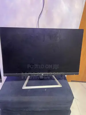 24 Inches HP Monitor