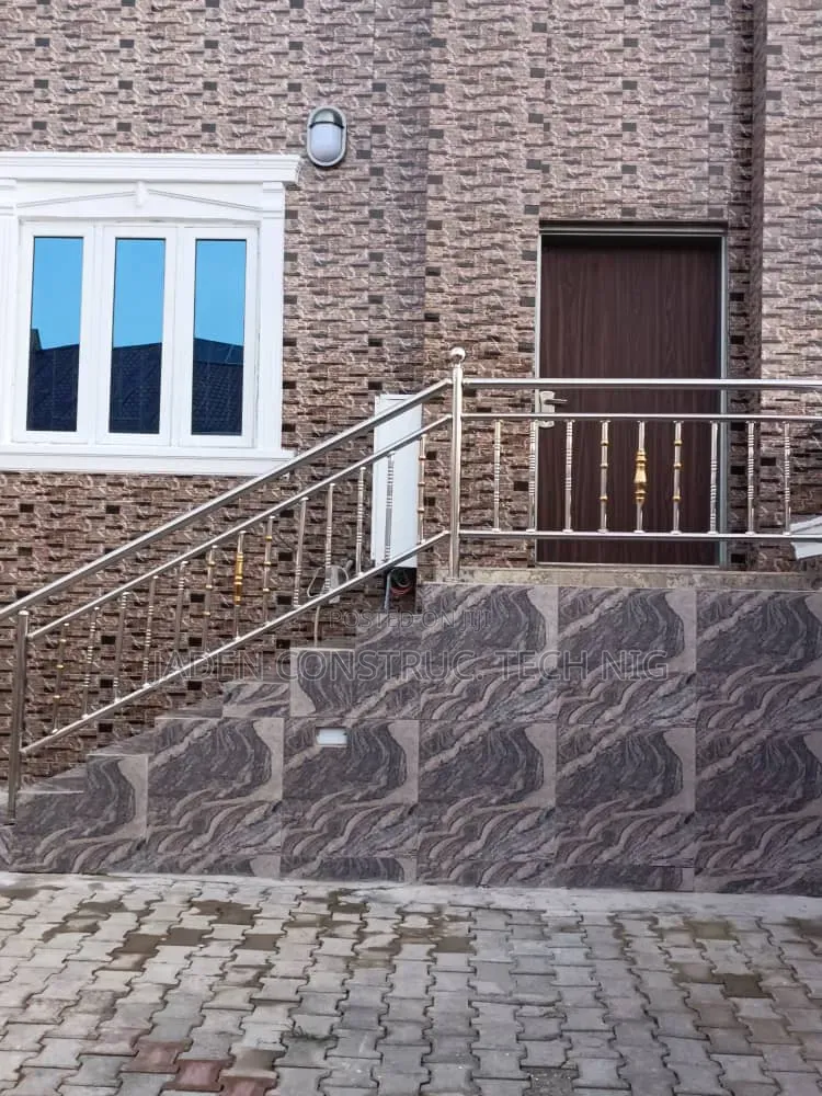 Custom Stainless Steel Balcony Railing