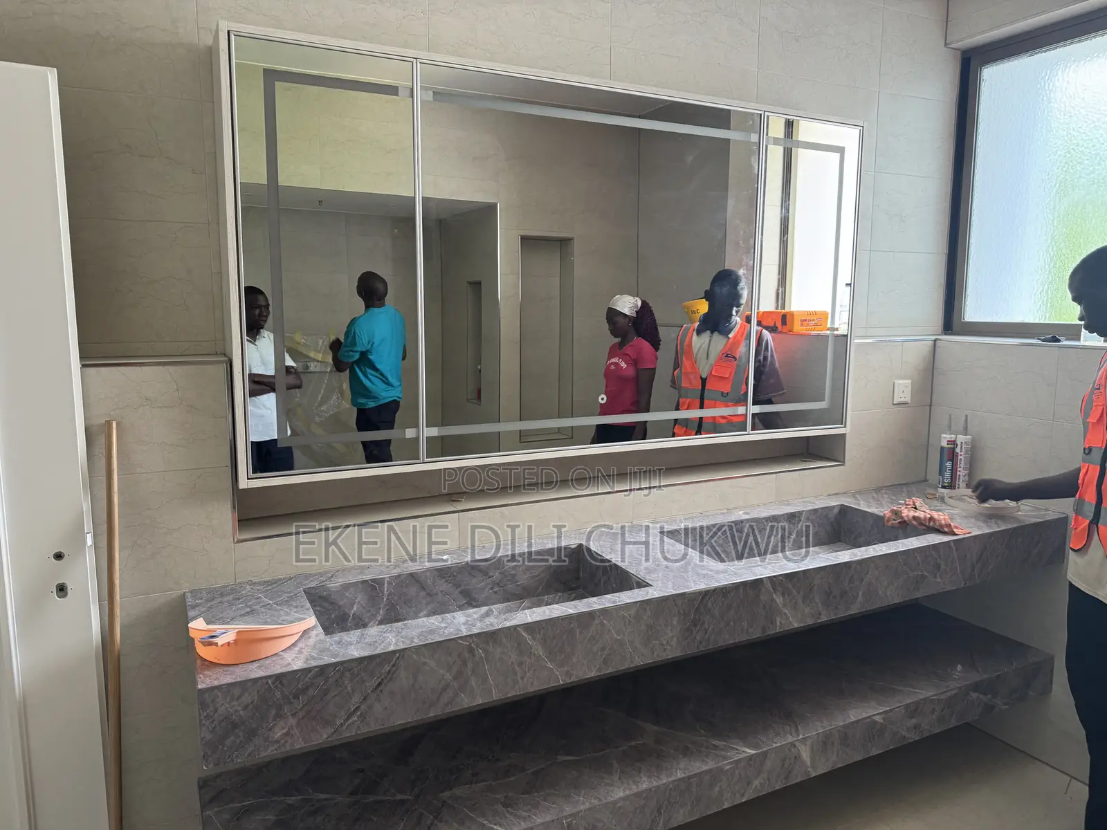 Luxury Double Basin Vanity Unit With Integrated LED Mirror Cabinet