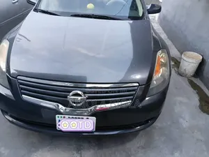 Nissan Altima 2011 Gray