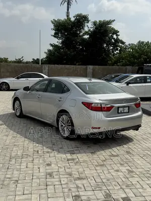 Lexus ES 350 FWD 2014 Silver