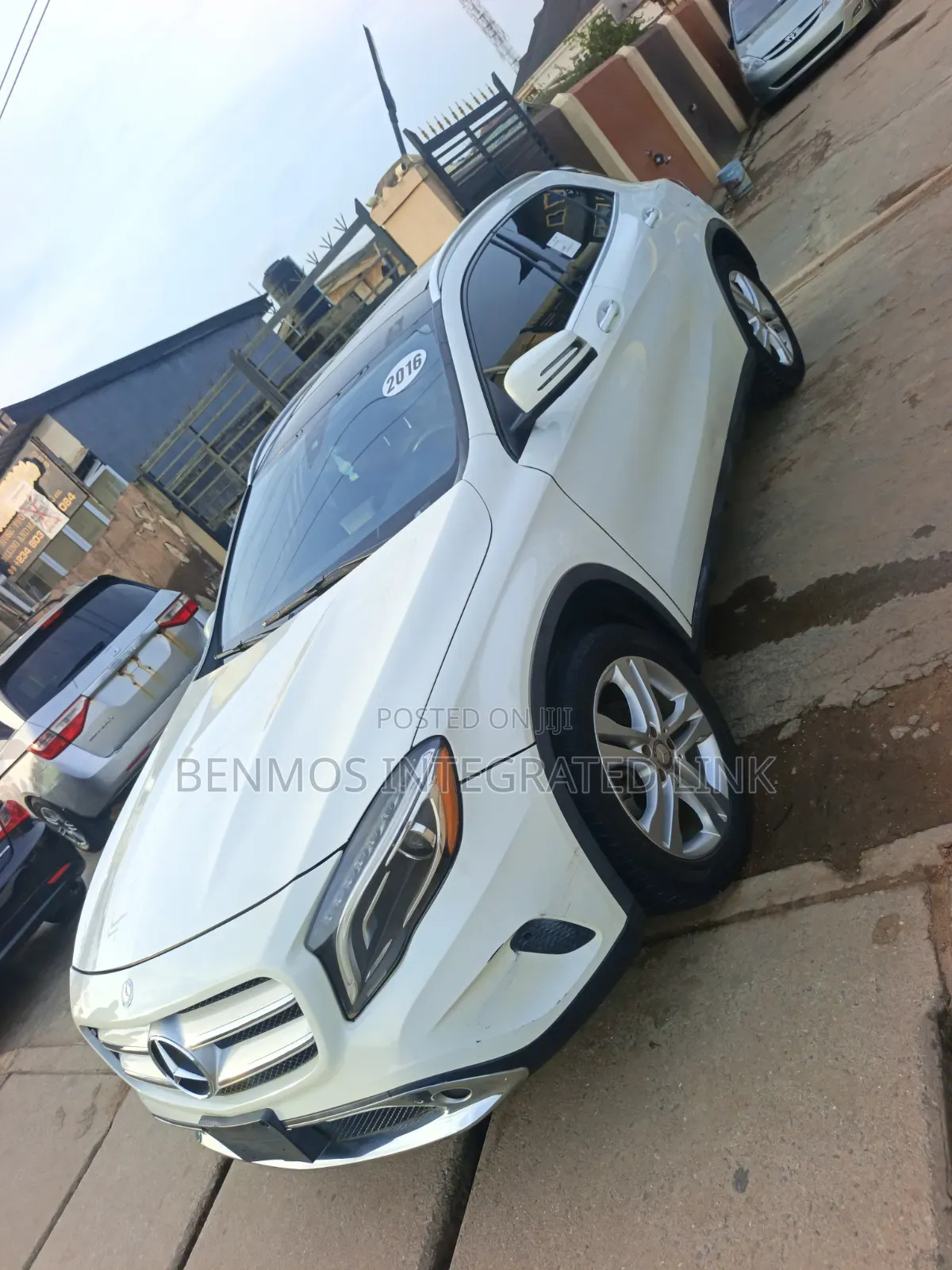 Mercedes-Benz GLA 250 2017 White