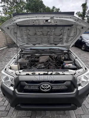 Toyota Tacoma 2015 White