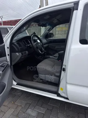 Toyota Tacoma 2015 White