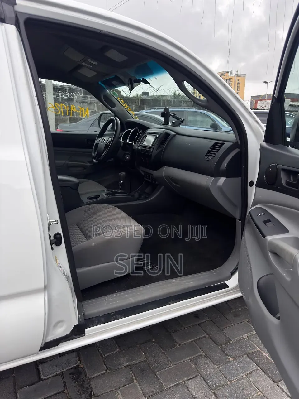 Toyota Tacoma 2015 White