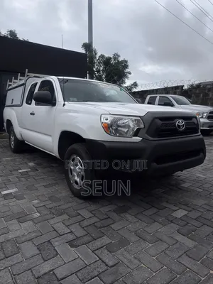 Toyota Tacoma 2015 White