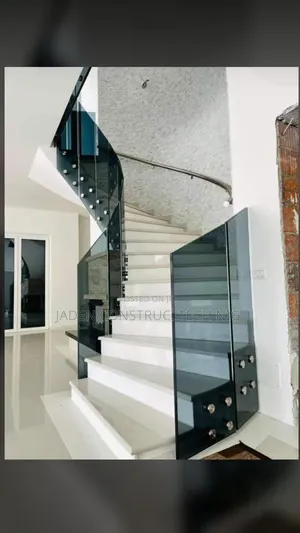 Elegant Glass & Wood Handrail