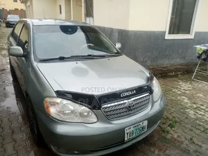 Toyota Corolla LE 2005 Green