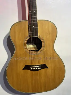 Dame Natural Wood 40-Inch Acoustic Guitar With Bag