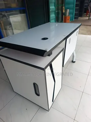 Executive Office Table/ Desk