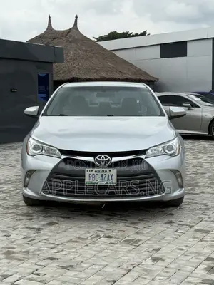 Toyota Camry LE 4dr Sedan (2.5L 4cyl 6A) 2017 Silver