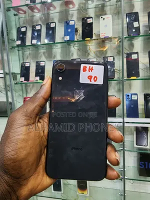 Apple iPhone XR 64 GB Black