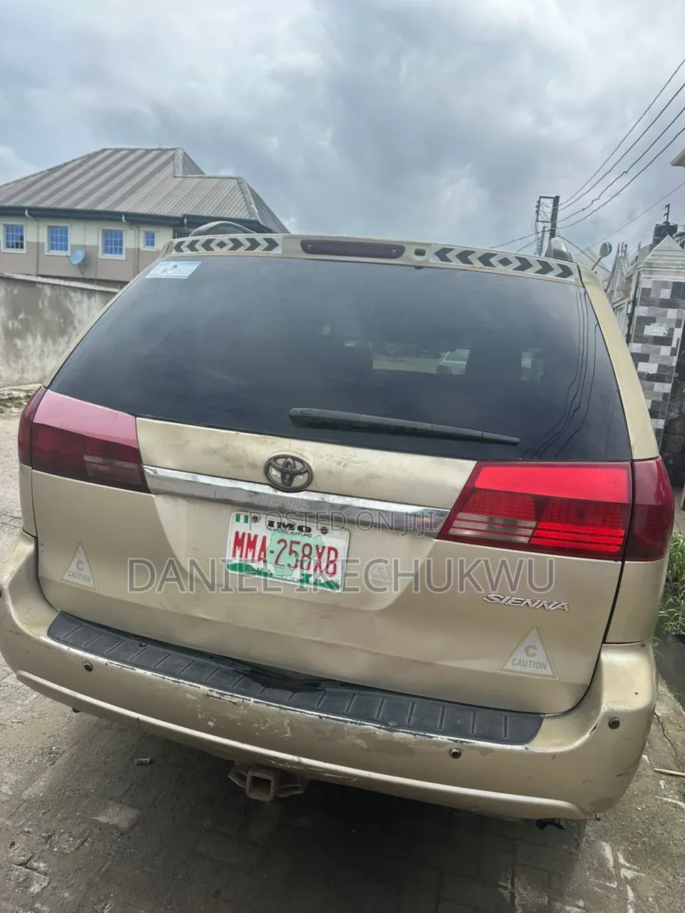 Toyota Sienna 2004 Gold
