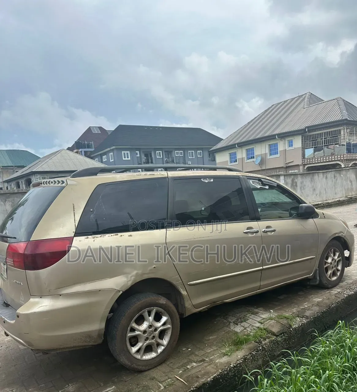 Toyota Sienna 2004 Gold
