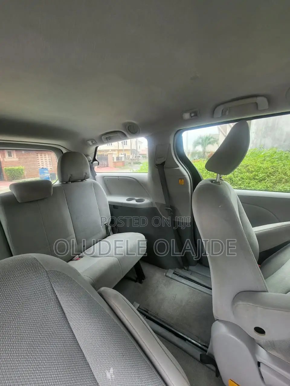 Toyota Sienna 2011