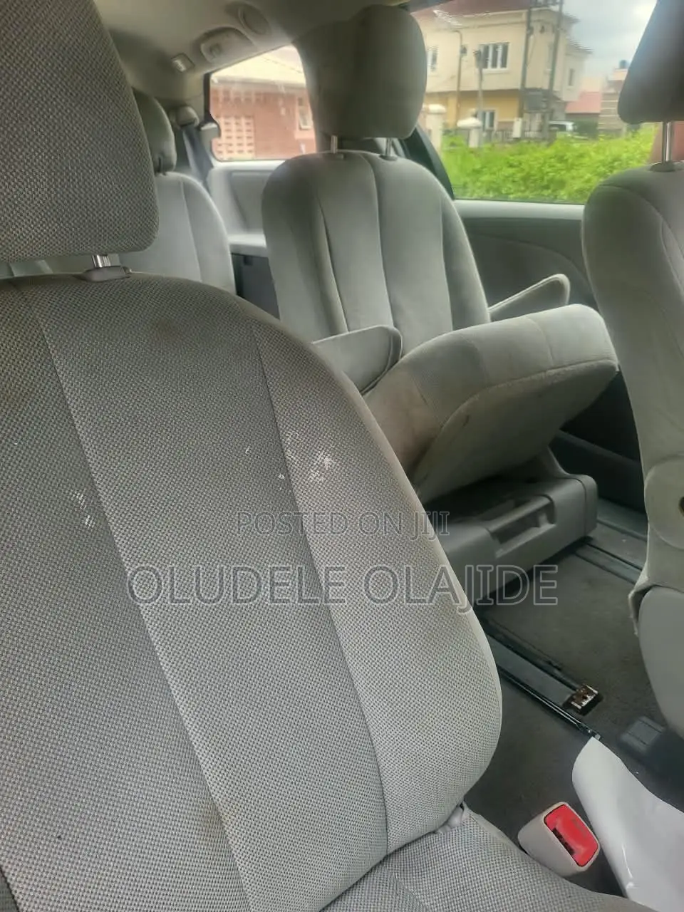 Toyota Sienna 2011
