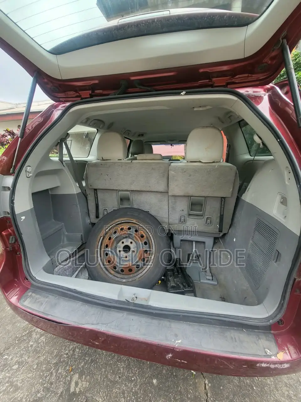 Toyota Sienna 2011