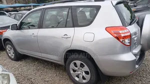 Toyota RAV4 2012 Silver