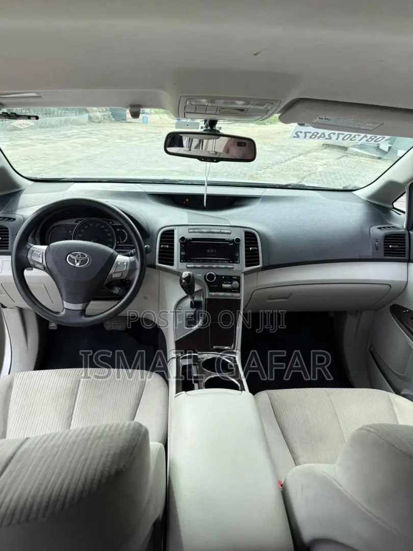 Toyota Venza V6 2012 Gray