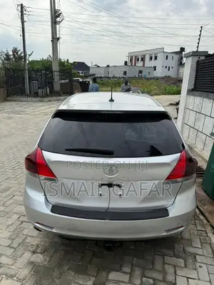 Toyota Venza V6 2012 Gray