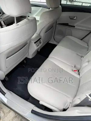 Toyota Venza V6 2012 Gray