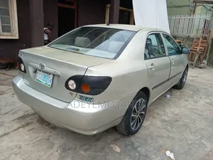 Toyota Corolla 2004 Silver
