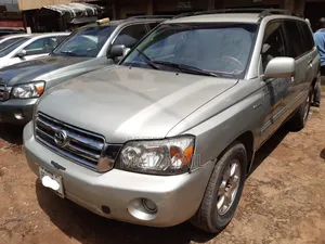 Toyota Highlander 2004 Gray