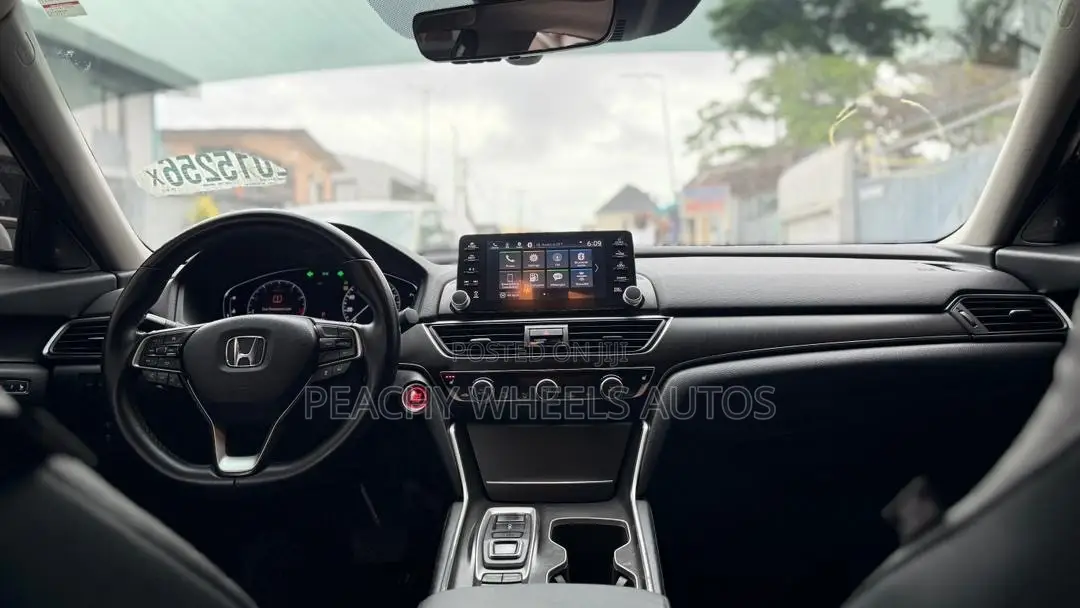 Honda Accord Sport 2.0T 2018 White