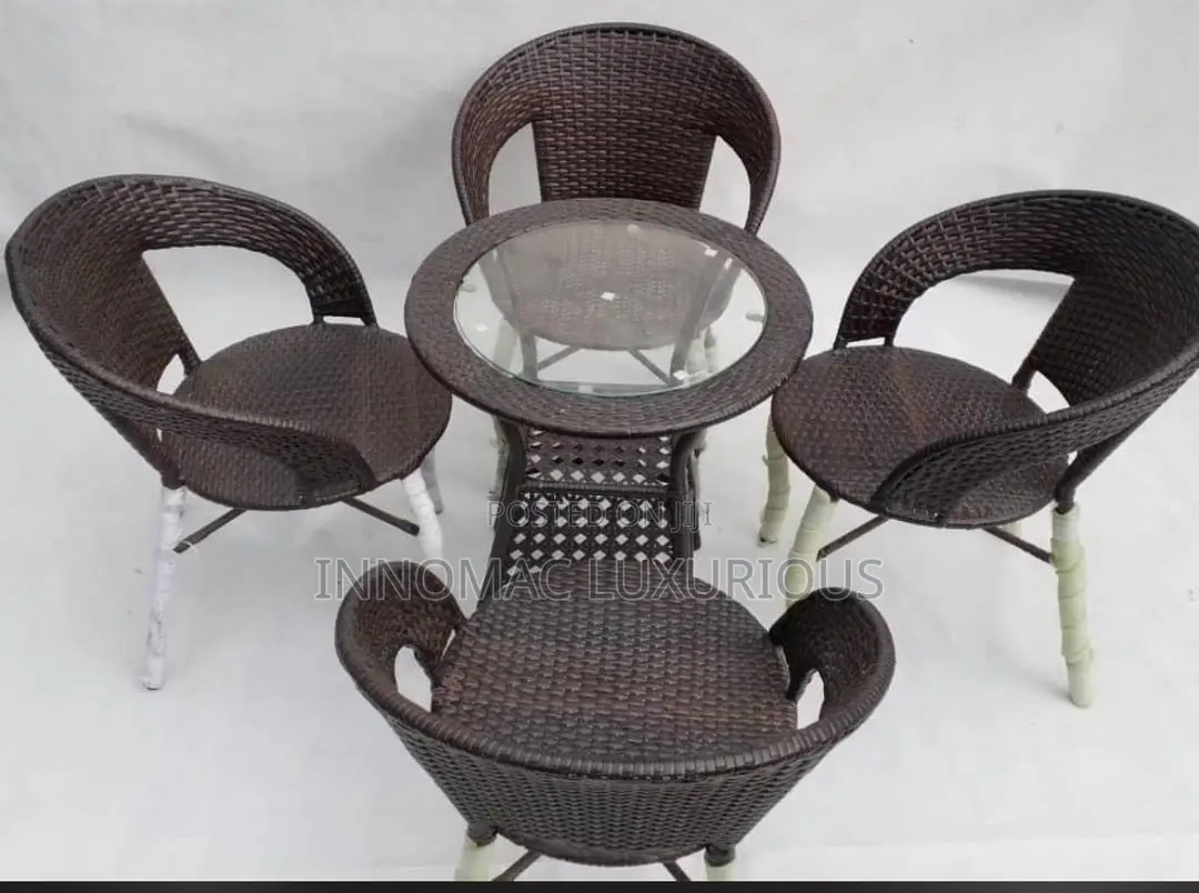 4sits and a Table Set