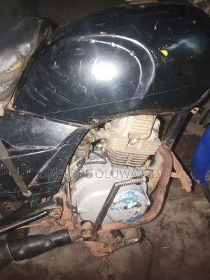 TVS HLX Plus ES 2021 Blue