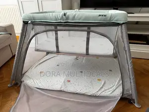 Portable Baby Cot With Carry Bag! And Mosquito Net