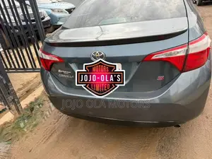 Toyota Corolla 2015 Gray