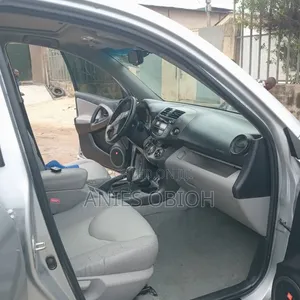 Toyota RAV4 2012 Silver