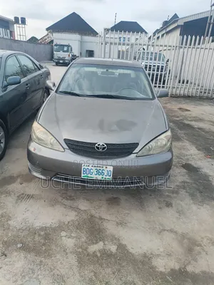 Toyota Camry 2025