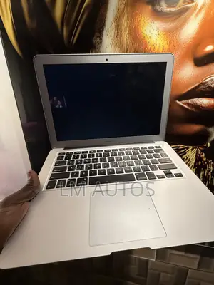 Laptop Apple MacBook Air 2017 8GB Intel Core i5 SSD 128GB