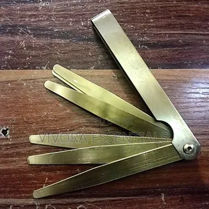 Brass Feeler Gauge – 13 Blades, Precision Thickness Measuring Tool