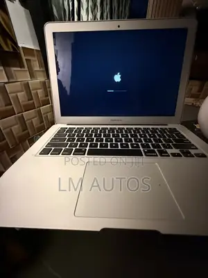 Laptop Apple MacBook Air 2017 8GB Intel Core i5 SSD 128GB