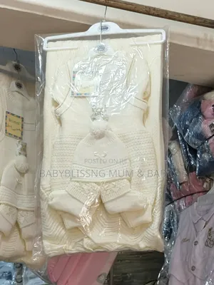 Baby Welcoming Set With Shawl