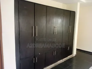 5bdrm Duplex in Opic, Isheri North for rent