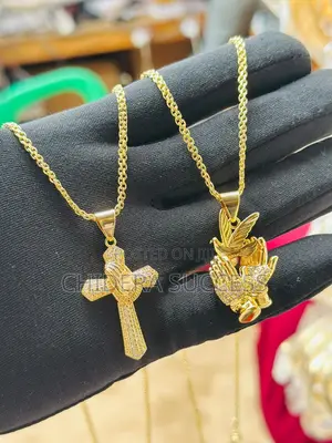 Quality Unisex Chain and Pendant