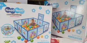 Kid’s Play Tent With Balls