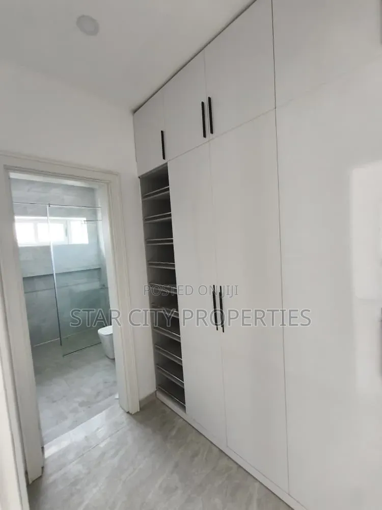 4bdrm Duplex in Ikeja for rent