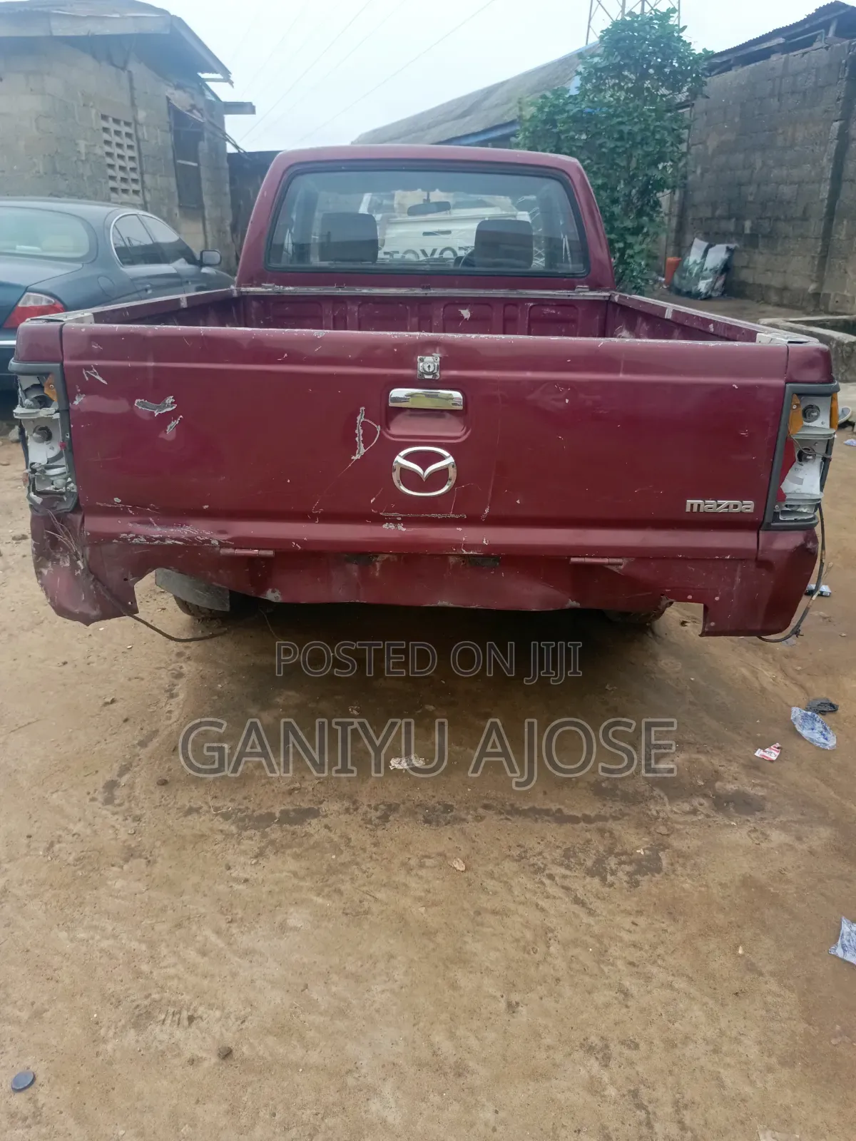 Mazda B-series 1995 Red