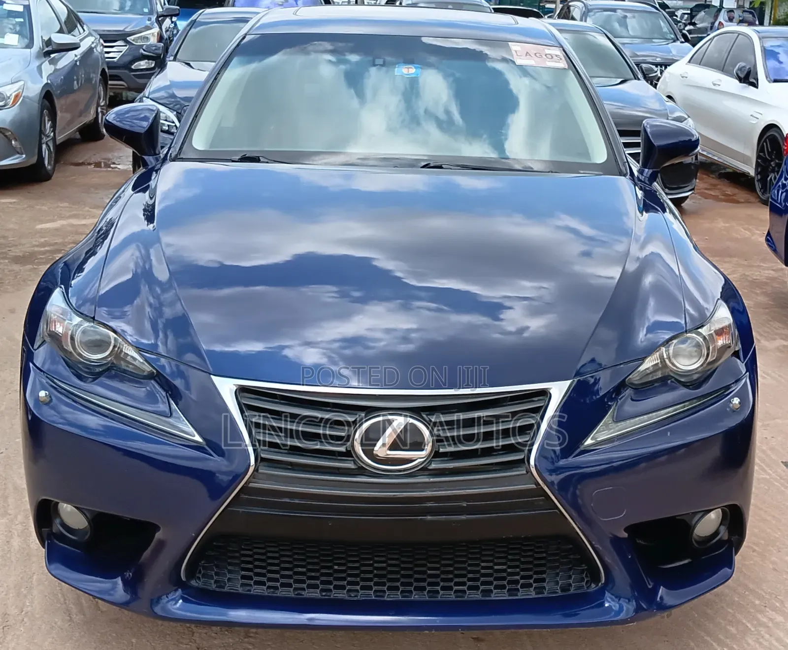 Lexus IS 2014 Blue