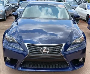 Lexus IS 2014 Blue