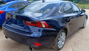 Lexus IS 2014 Blue