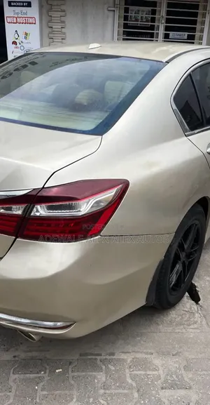 Honda Accord 2015 Gold