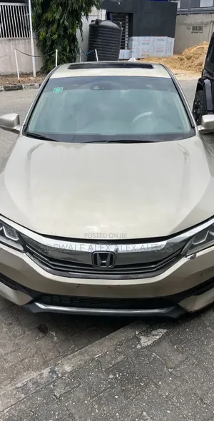 Honda Accord 2015 Gold