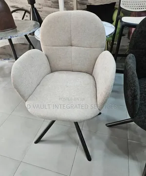 Swivel Chair / Modern Visitors Chair